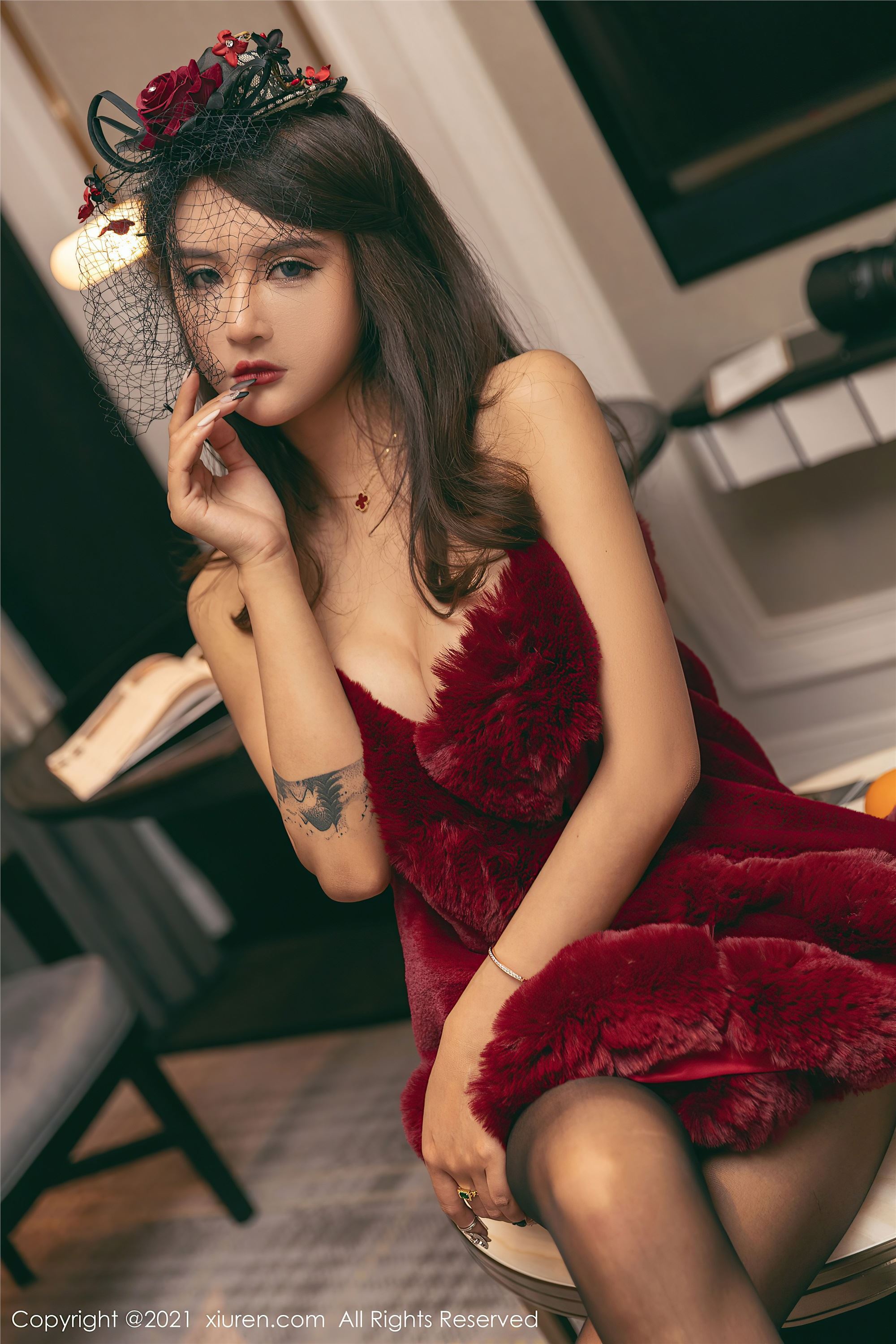 XIUREN秀人网  2021.06.16 No.3548 Emily尹菲